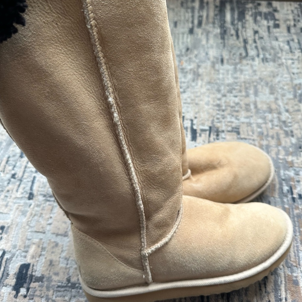 Ugg Classic Tall Size 7